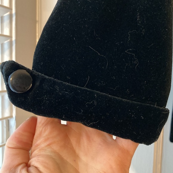 CHRISTIAN DIOR Vintage Velvet 2-piece Skirt Suit with Peplum Jacket - Picture 8 of 16